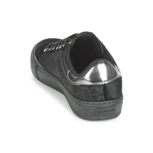 Victoria – DEPORTIVO TERCIOPELO mode 16
